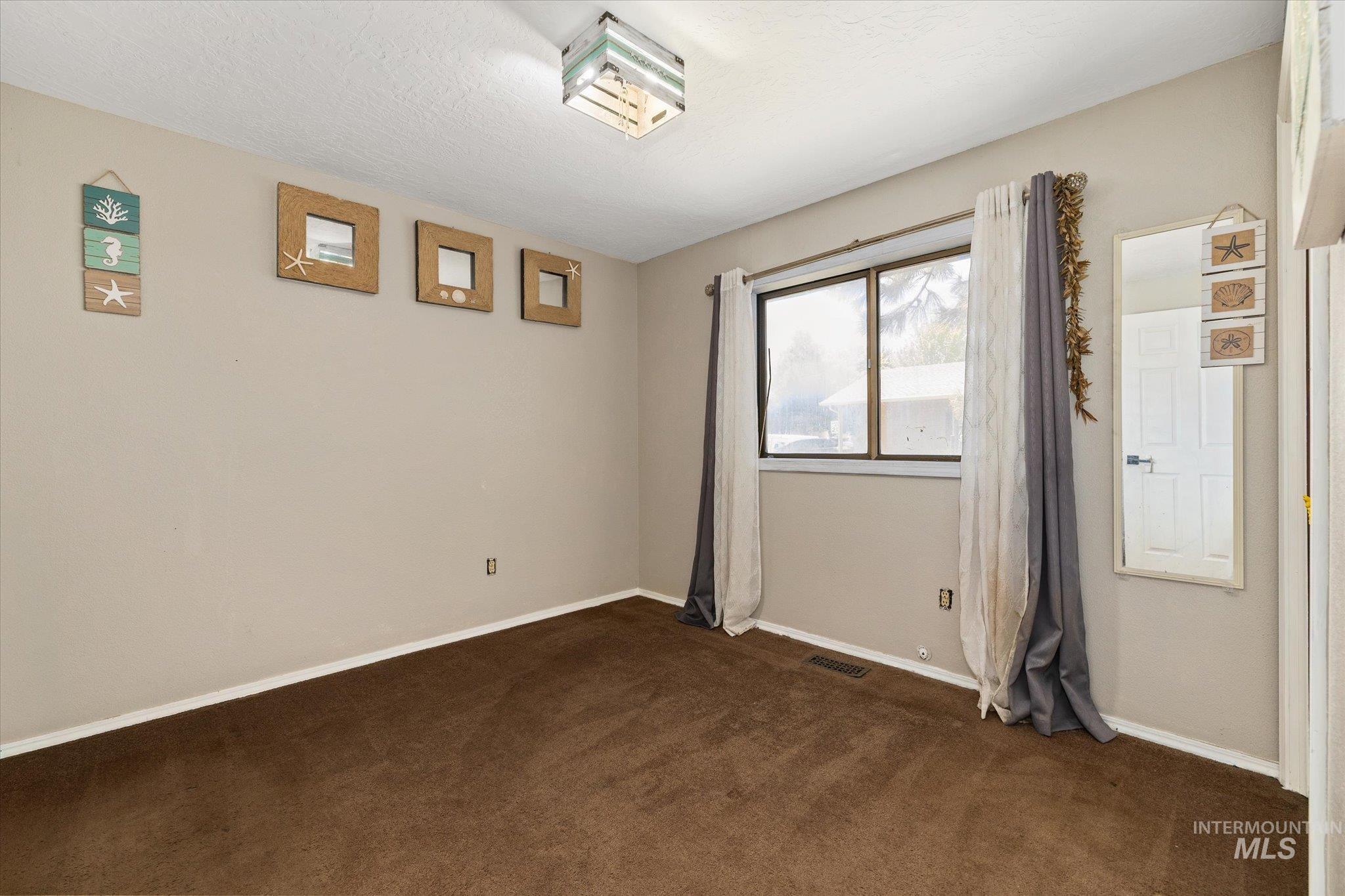 3829 South Constitution Way Boise, ID 83706 - Photo 25 of 34