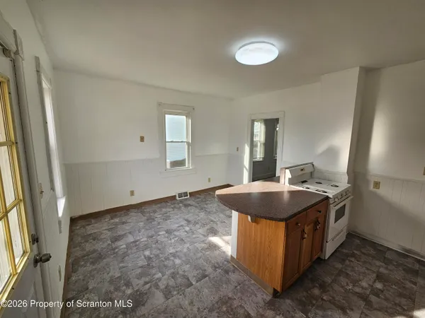 $1,500 | 1044 John Avenue, Scranton, PA 18510