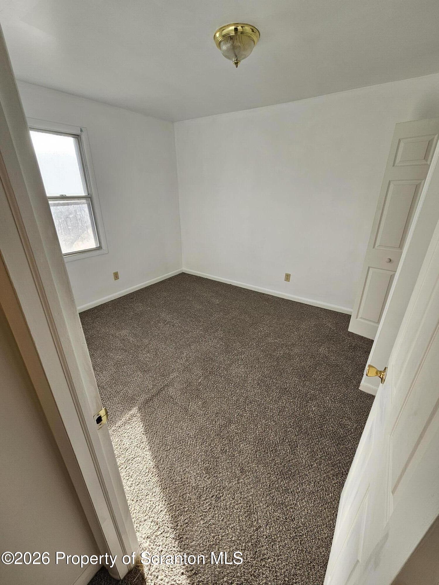 1044 John Avenue Scranton, PA 18510 - Photo 18 of 28 a view of a room