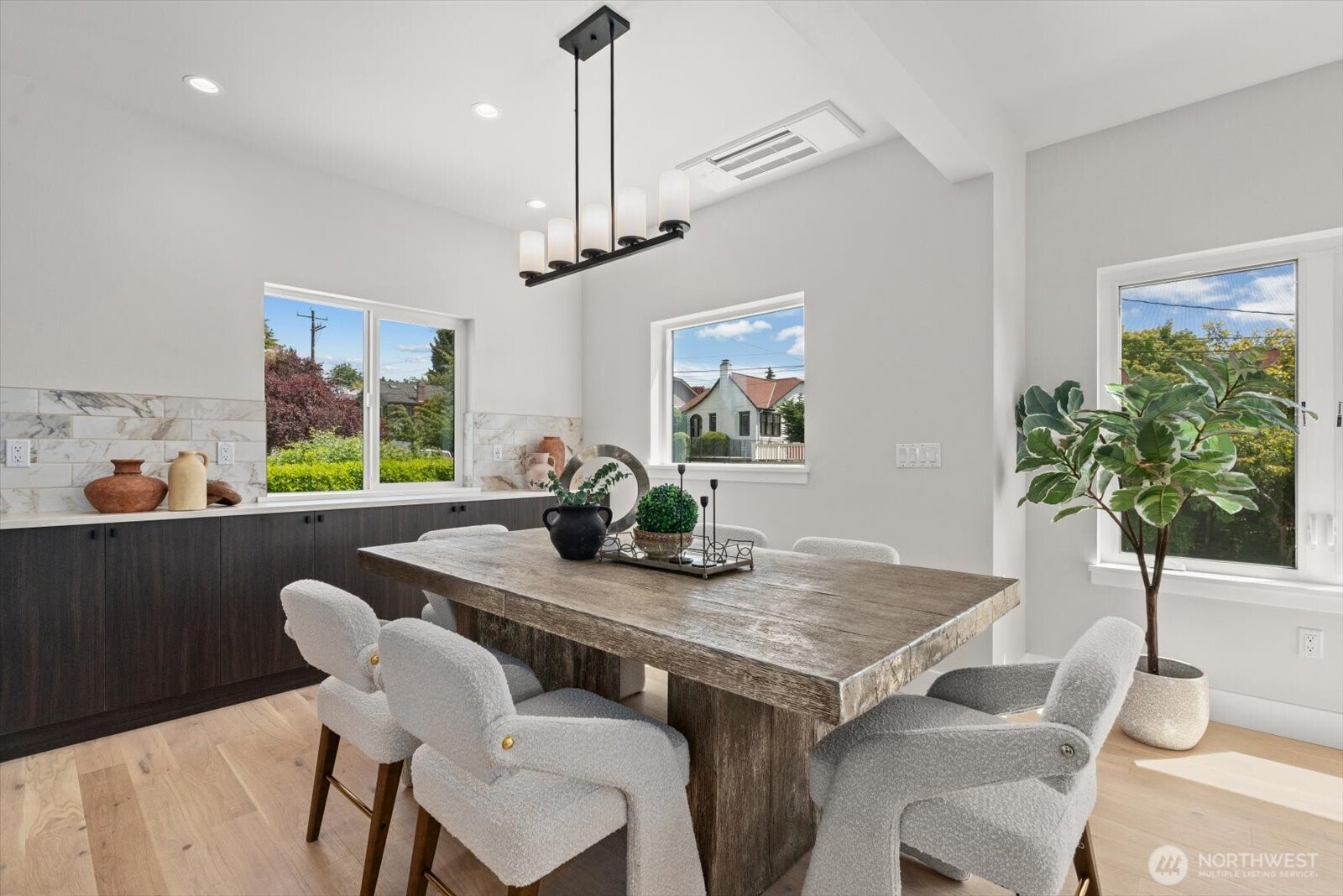 4816 Southwest Findlay Street Seattle, WA 98136 - Photo 19 of 40