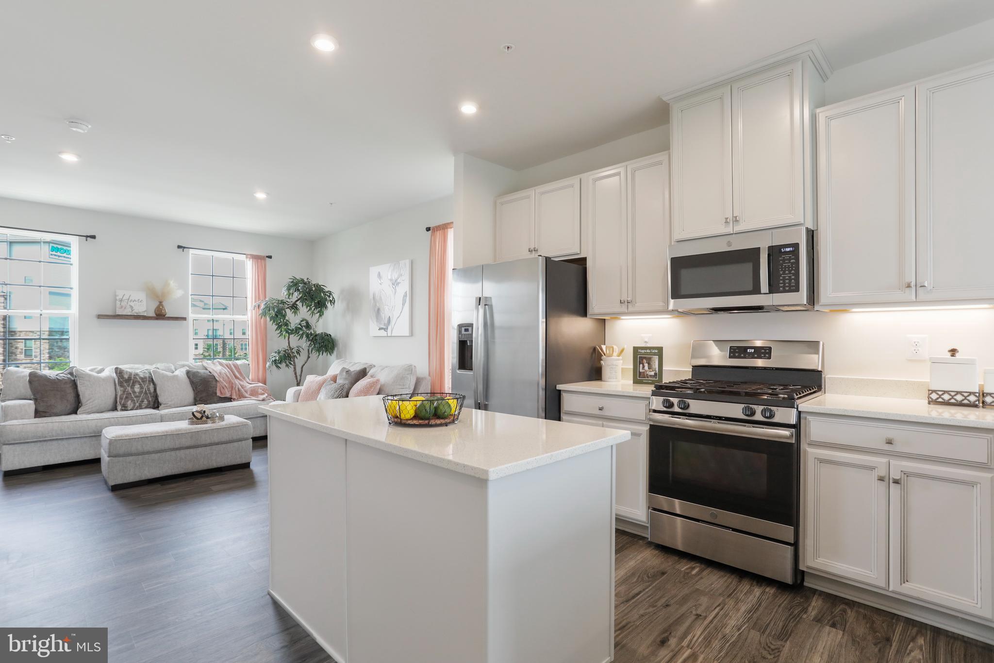 6412 Wild Plum Drive Frederick, MD 21703 - Photo 7 of 46