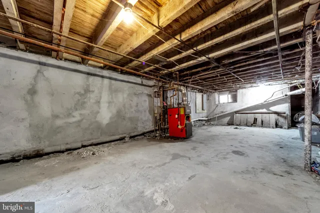 a view of a empty room with storage