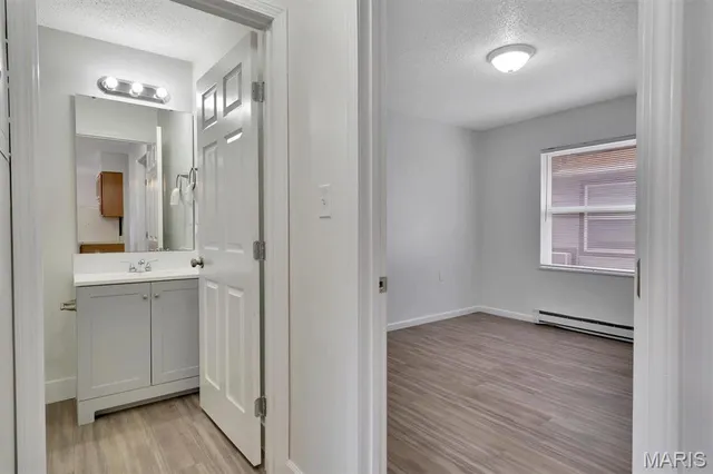 $800 | 119 North 1st Street, Clarksville, MO 63336