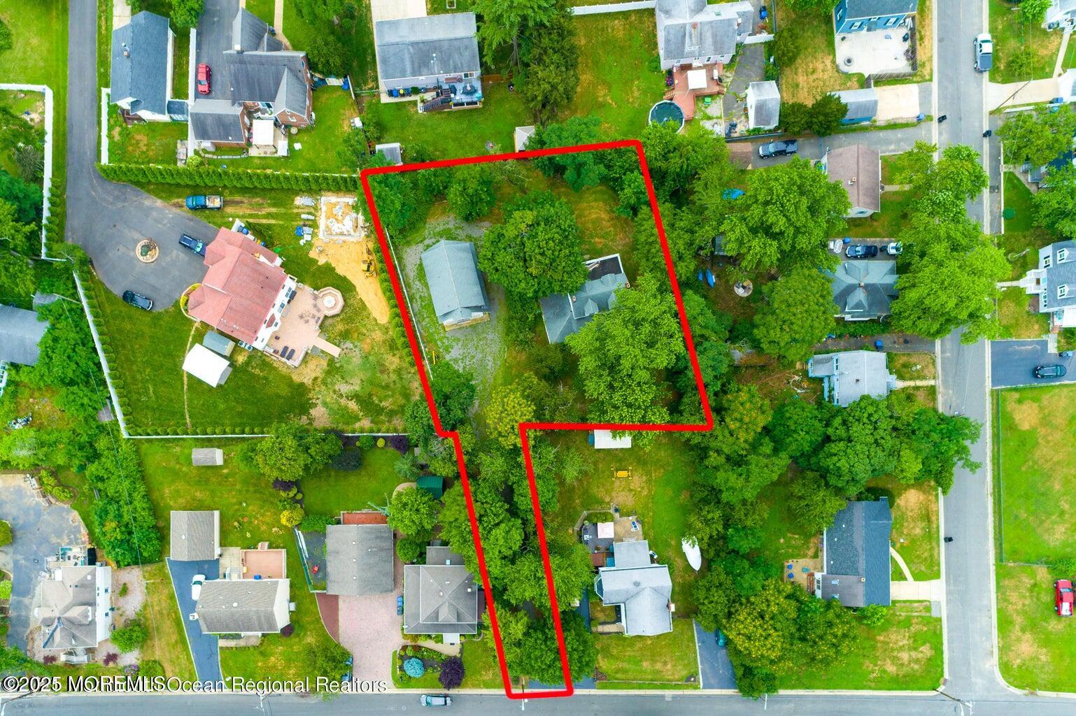 92 Compton Street Belford, NJ 07718 - Photo 22 of 27 a view of a city