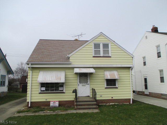 9420 Snow Road Parma, OH 44130 - Photo 1 of 18 Gallery Image 1