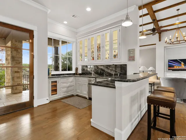 $1,699,000 | 2939 Palomino Springs, Bandera, TX 78003