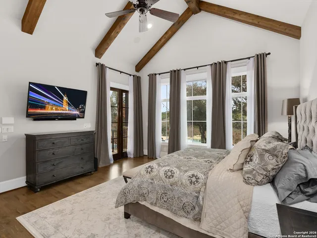 $1,699,000 | 2939 Palomino Springs, Bandera, TX 78003