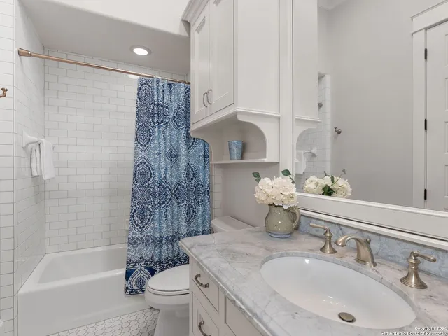 $1,699,000 | 2939 Palomino Springs, Bandera, TX 78003