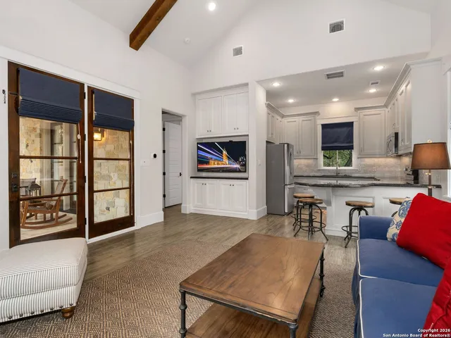 $1,699,000 | 2939 Palomino Springs, Bandera, TX 78003