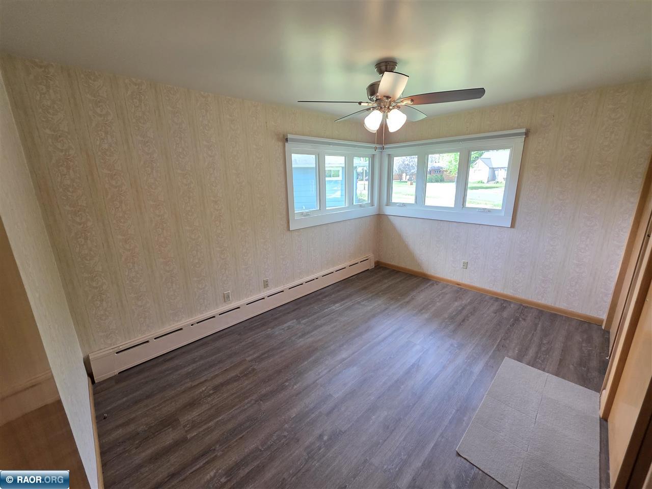 302 North Inner Drive Hibbing, MN 55746 - Photo 17 of 35