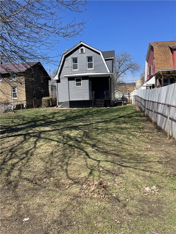 824 2nd Beaver Falls, PA 15010 - Photo 4 of 31