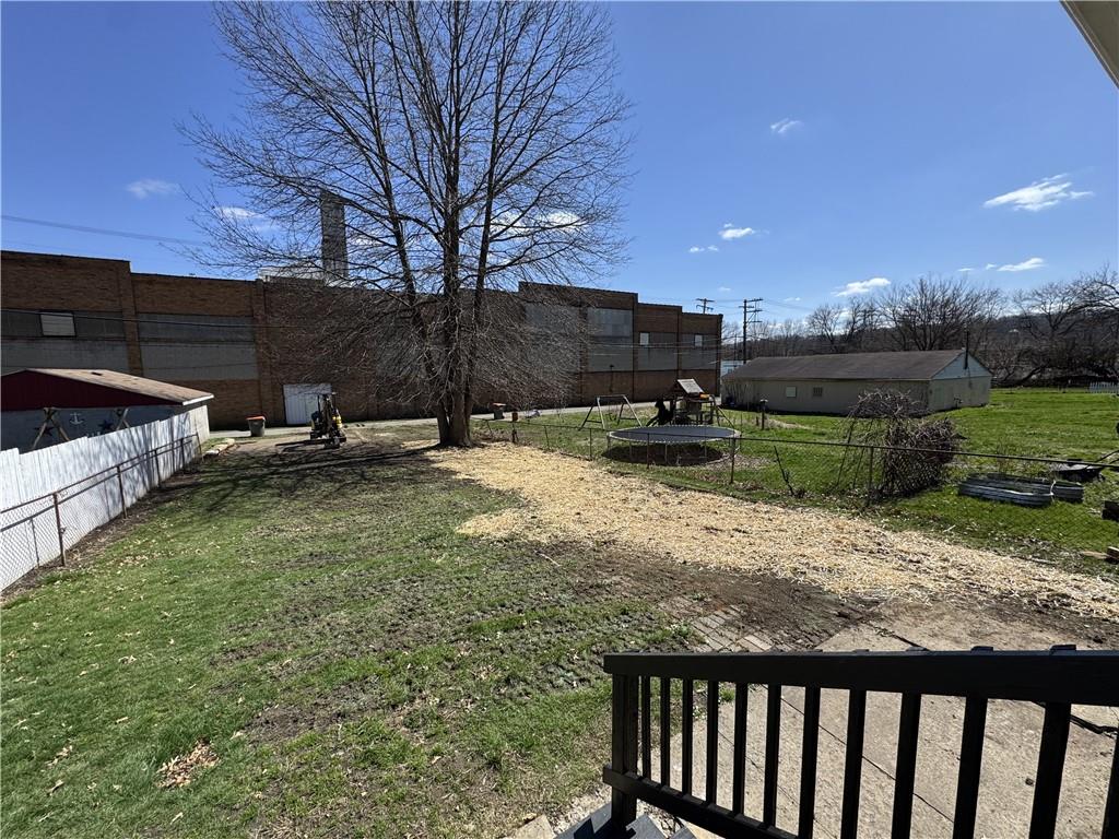 824 2nd Beaver Falls, PA 15010 - Photo 6 of 31