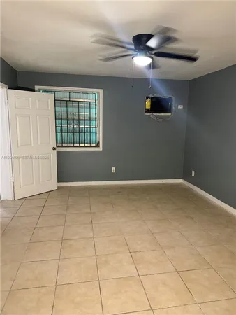 $1,700 | 1230 Northwest 180th Terrace, Unit 1, Miami Gardens, FL 33169