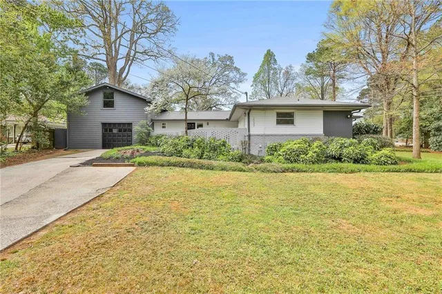 $2,000 | 2037 B Lively Ridge Road Northeast, Atlanta, GA 30329