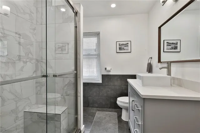 $2,000 | 2037 B Lively Ridge Road Northeast, Atlanta, GA 30329