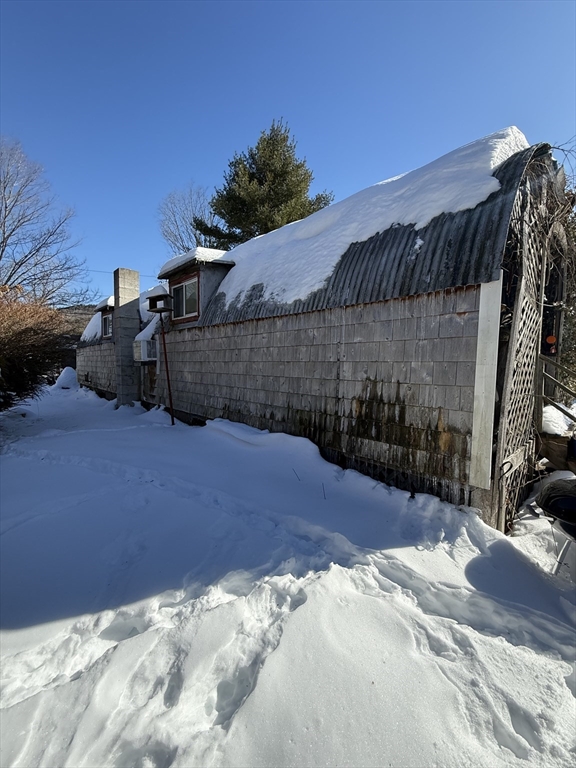 13 Maple Avenue Erving, MA 01344 - Photo 6 of 17