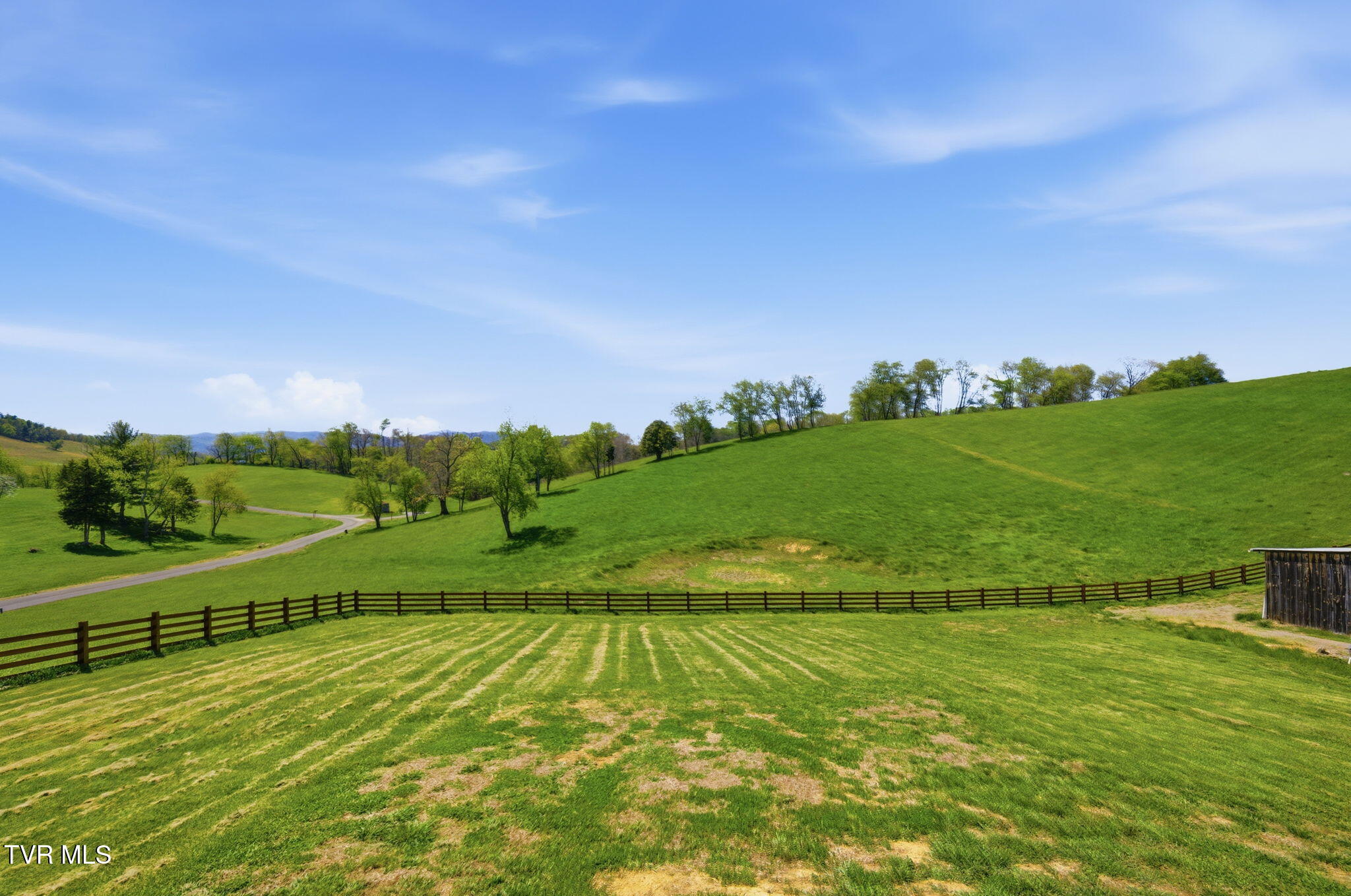 1458 Dry Hill Road Butler, TN 37640 - Photo 21 of 59 34-web-or-mls-EXT_1687