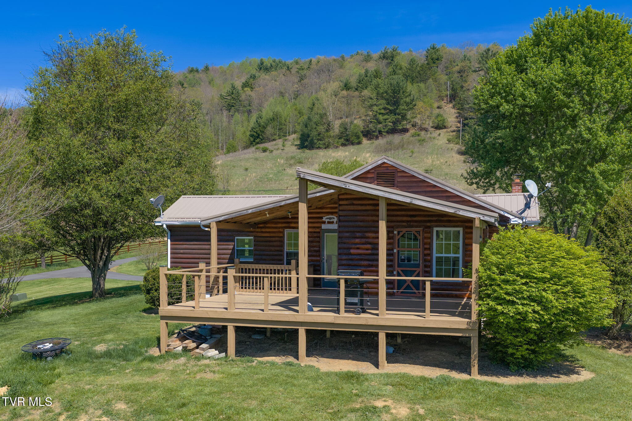1458 Dry Hill Road Butler, TN 37640 - Photo 56 of 59 86-web-or-mls-DJI_20260415151704_0336_D
