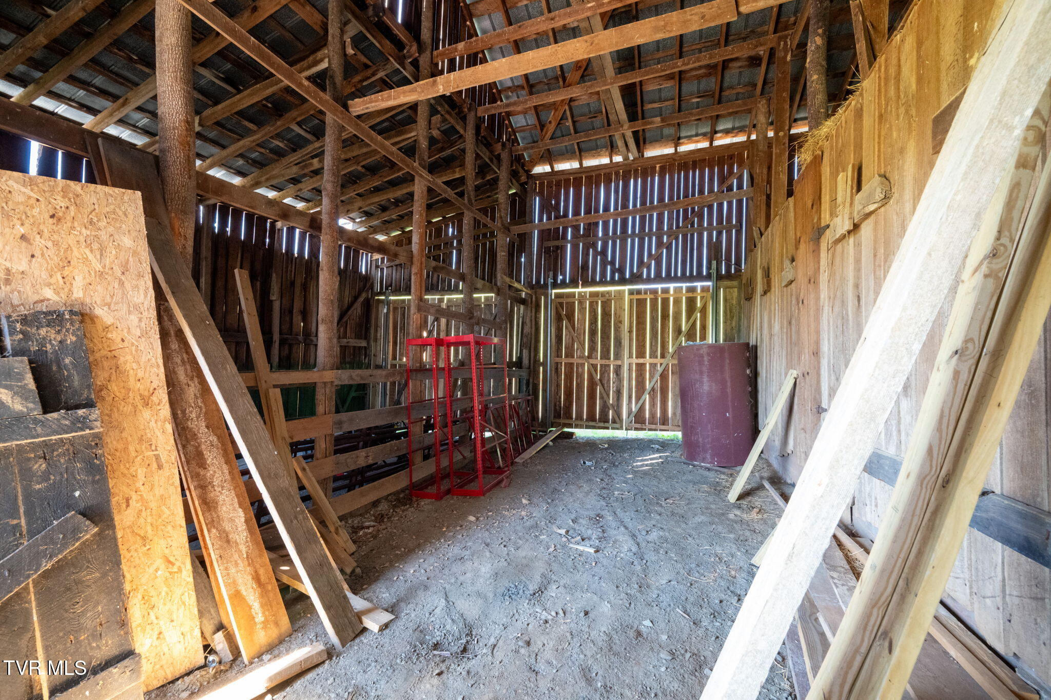 1458 Dry Hill Road Butler, TN 37640 - Photo 6 of 59 11-web-or-mls-EXT_1855