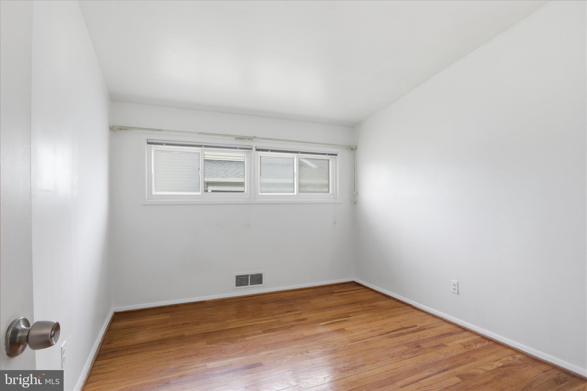 6802 Old Pimlico Road Baltimore, MD 21209 - Photo 14 of 28 Gallery Image 14
