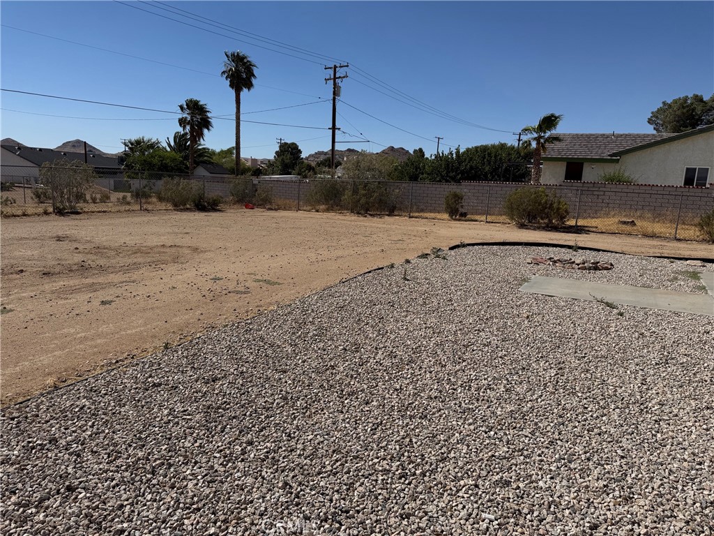 16042 St Timothy Road Apple Valley, CA 92307 - Photo 25 of 26
