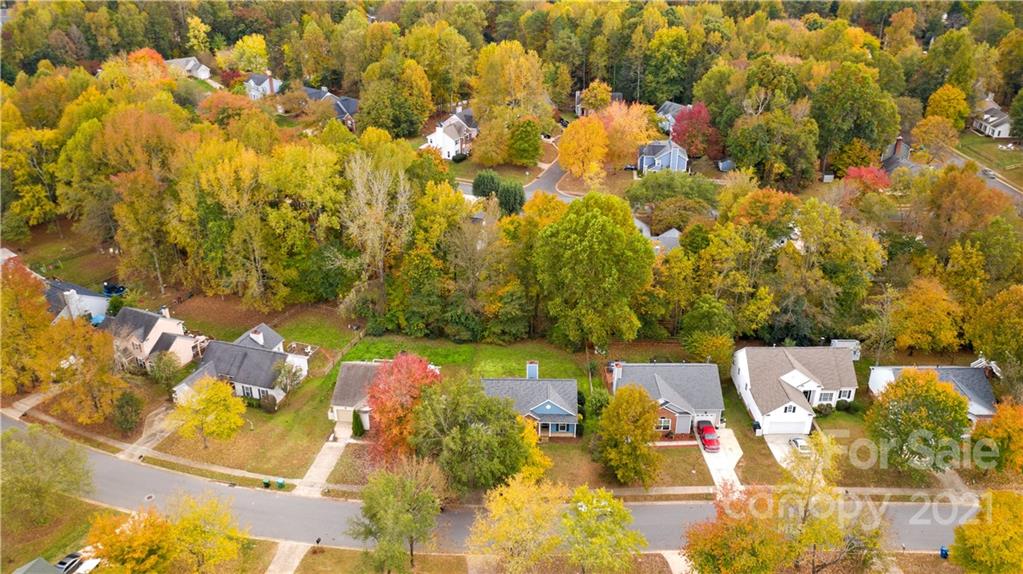 11232 Clayford Ridge Charlotte, NC 28215 - Photo 2 of 22