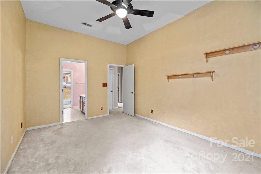 11232 Clayford Ridge Charlotte, NC 28215 - Photo 12 of 22 a view of an empty room with a window