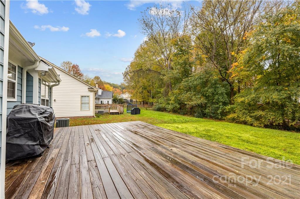 11232 Clayford Ridge Charlotte, NC 28215 - Photo 20 of 22 a view of balcony with wooden floor
