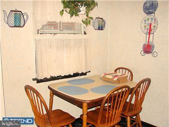 17 Branford Road Darby, PA 19023 - Photo 6 of 10 Kitchen