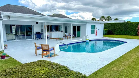$1,149,000 | 10124 Seagrape Way, Palm Beach Gardens, FL 33418