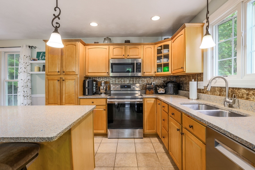 499 Ware Corner Road Oakham, MA 01068 - Photo 13 of 31