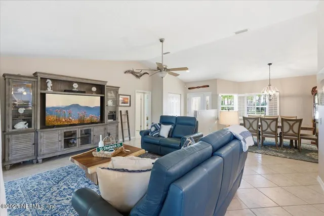 $730,000 | 13 Chadwick Court, Palm Coast, FL 32137