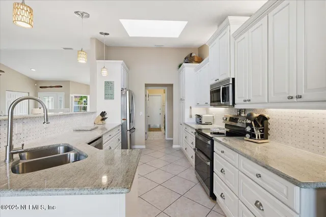 $730,000 | 13 Chadwick Court, Palm Coast, FL 32137