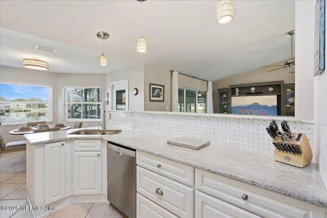 $730,000 | 13 Chadwick Court, Palm Coast, FL 32137