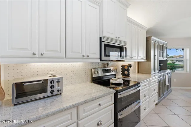 $730,000 | 13 Chadwick Court, Palm Coast, FL 32137