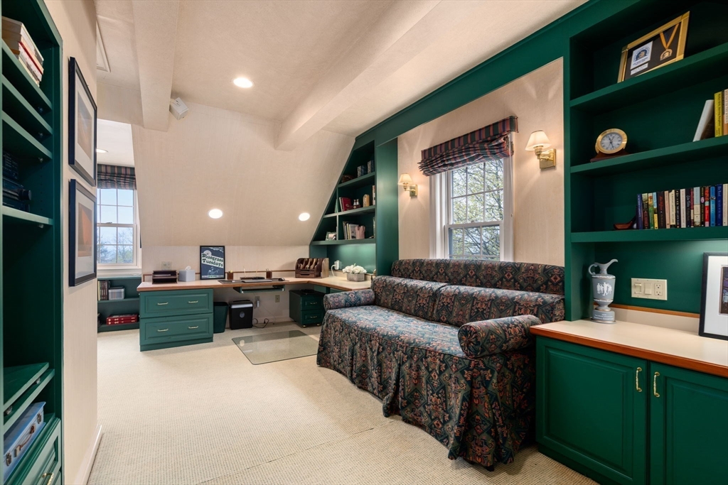 78 Waban Hill Road North Newton, MA 02467 - Photo 19 of 33