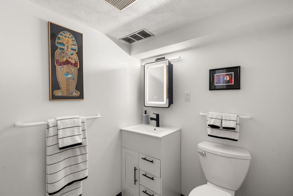 78 Waban Hill Road North Newton, MA 02467 - Photo 24 of 33