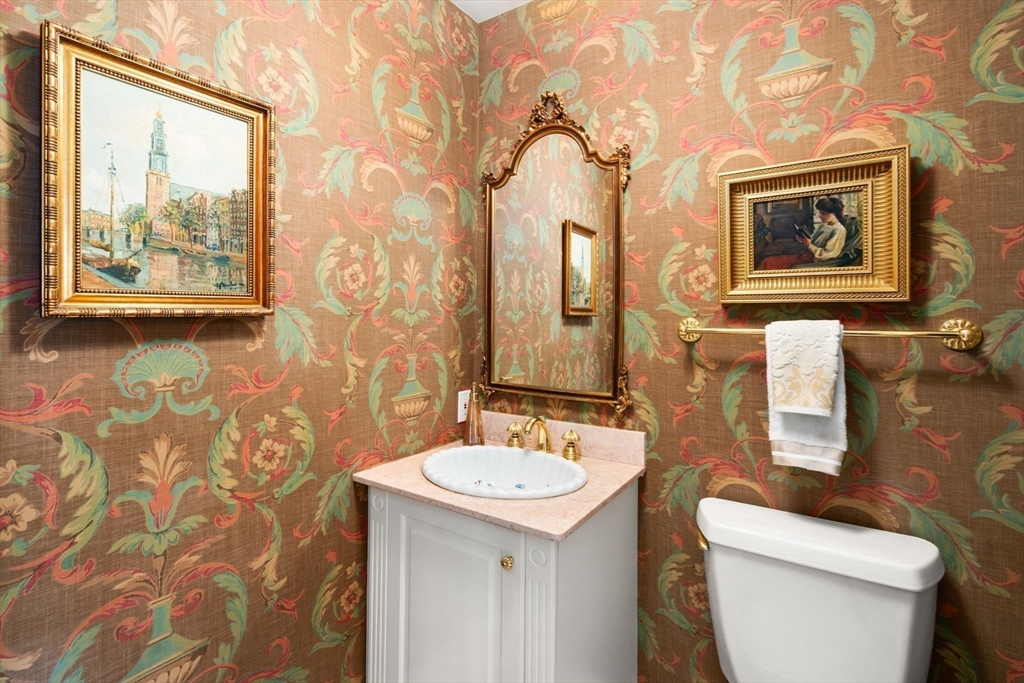 78 Waban Hill Road North Newton, MA 02467 - Photo 7 of 33