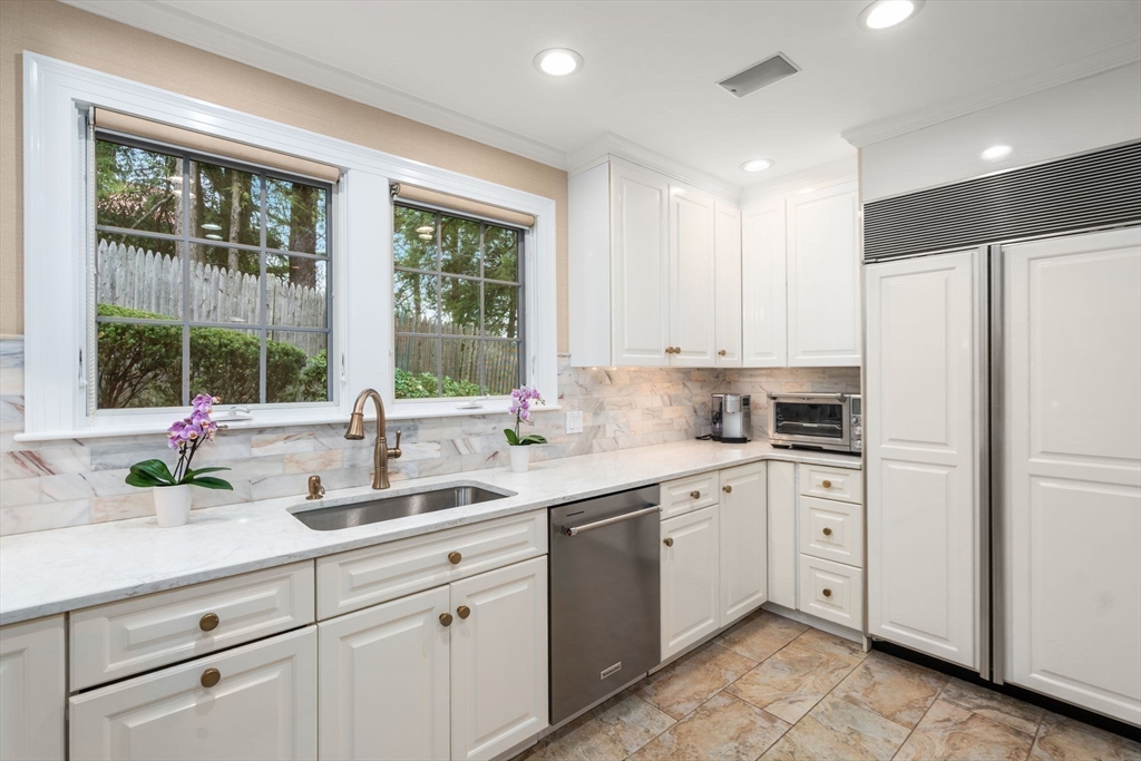 78 Waban Hill Road North Newton, MA 02467 - Photo 8 of 33