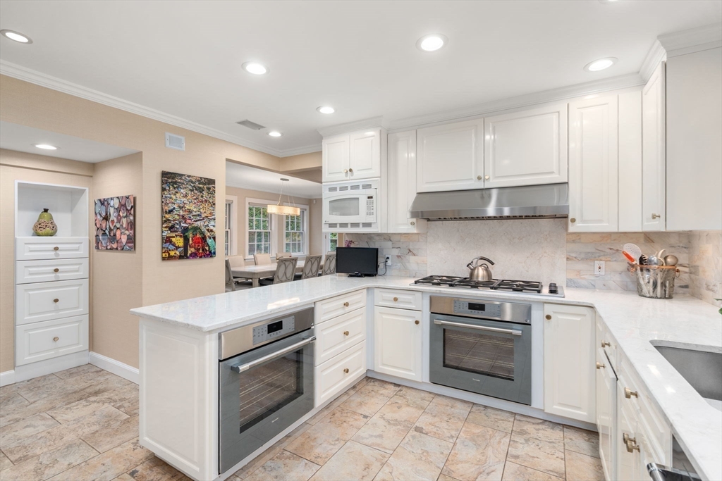 78 Waban Hill Road North Newton, MA 02467 - Photo 9 of 33