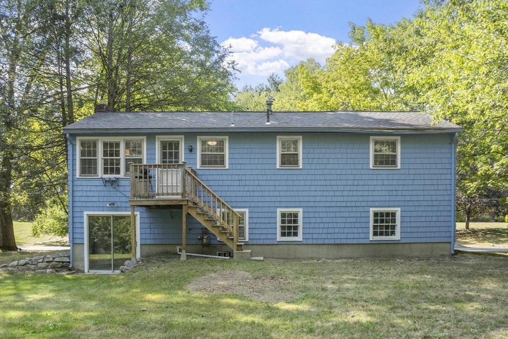 5 Court Road Westford, MA 01886 - Photo 3 of 38 Gallery Image 3