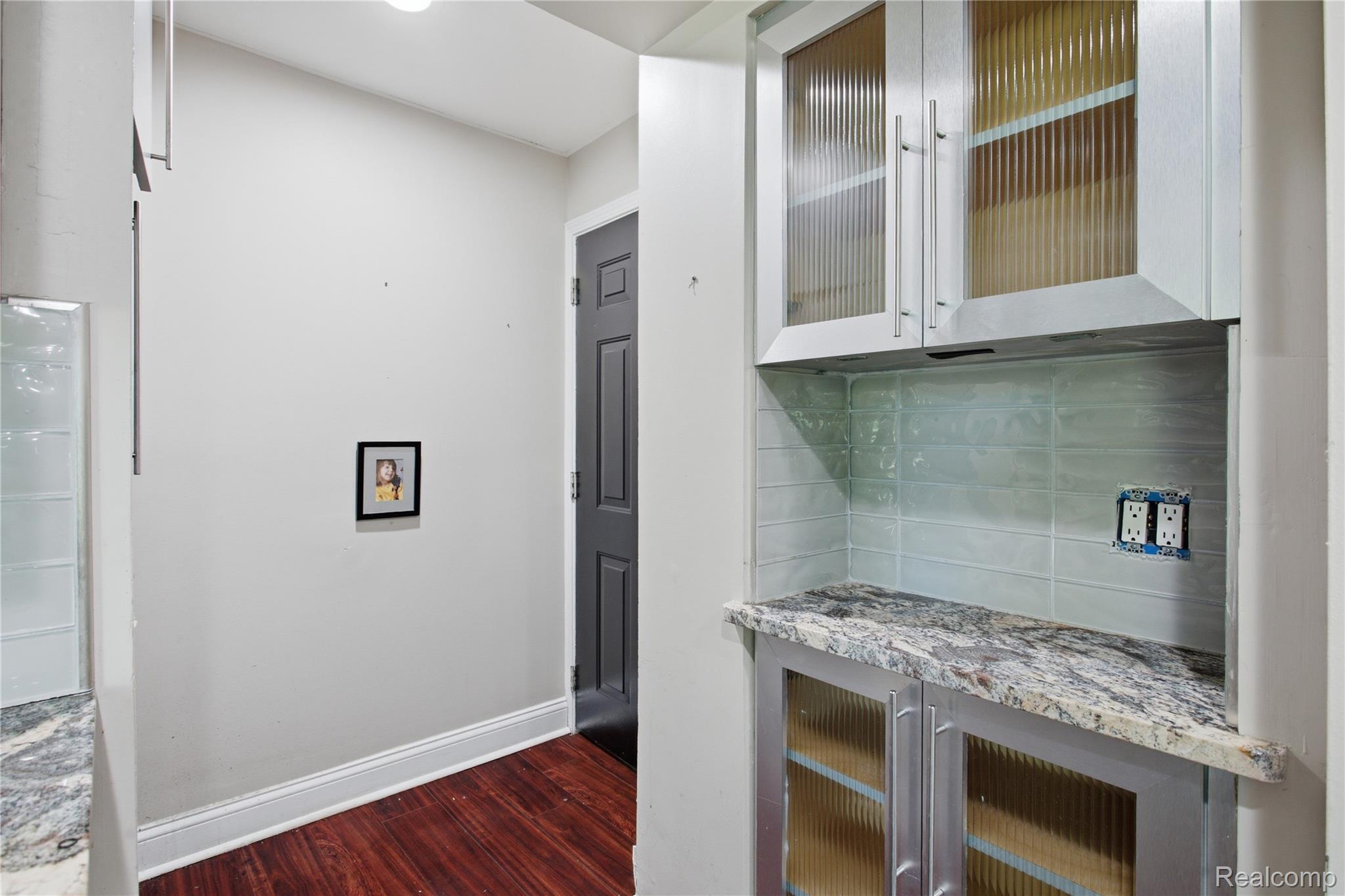 3812 Terrybrook Road West Bloomfield, MI 48322 - Photo 14 of 43 244A7348.jpg