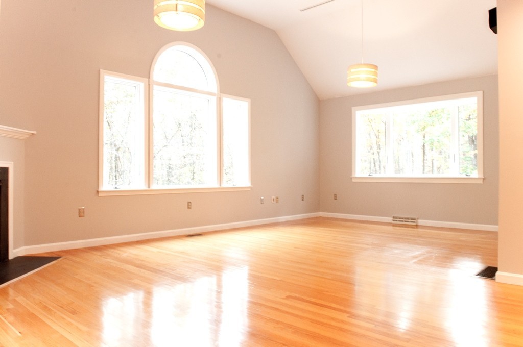 1 Hannan Ridge Road Haverhill, MA 01832 - Photo 7 of 30 Gallery Image 7