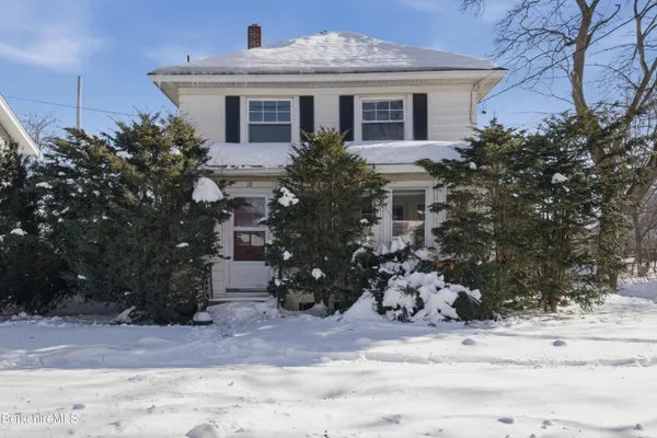 $249,900 | 18 Meadow Lane, Pittsfield, MA 01201