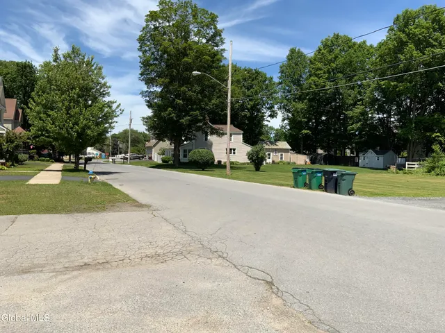 $17,400 | 160 Jackson Street, Unit 2, Saratoga Springs, NY 12866