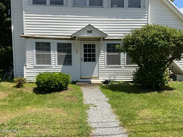 $17,400 | 160 Jackson Street, Unit 2, Saratoga Springs, NY 12866