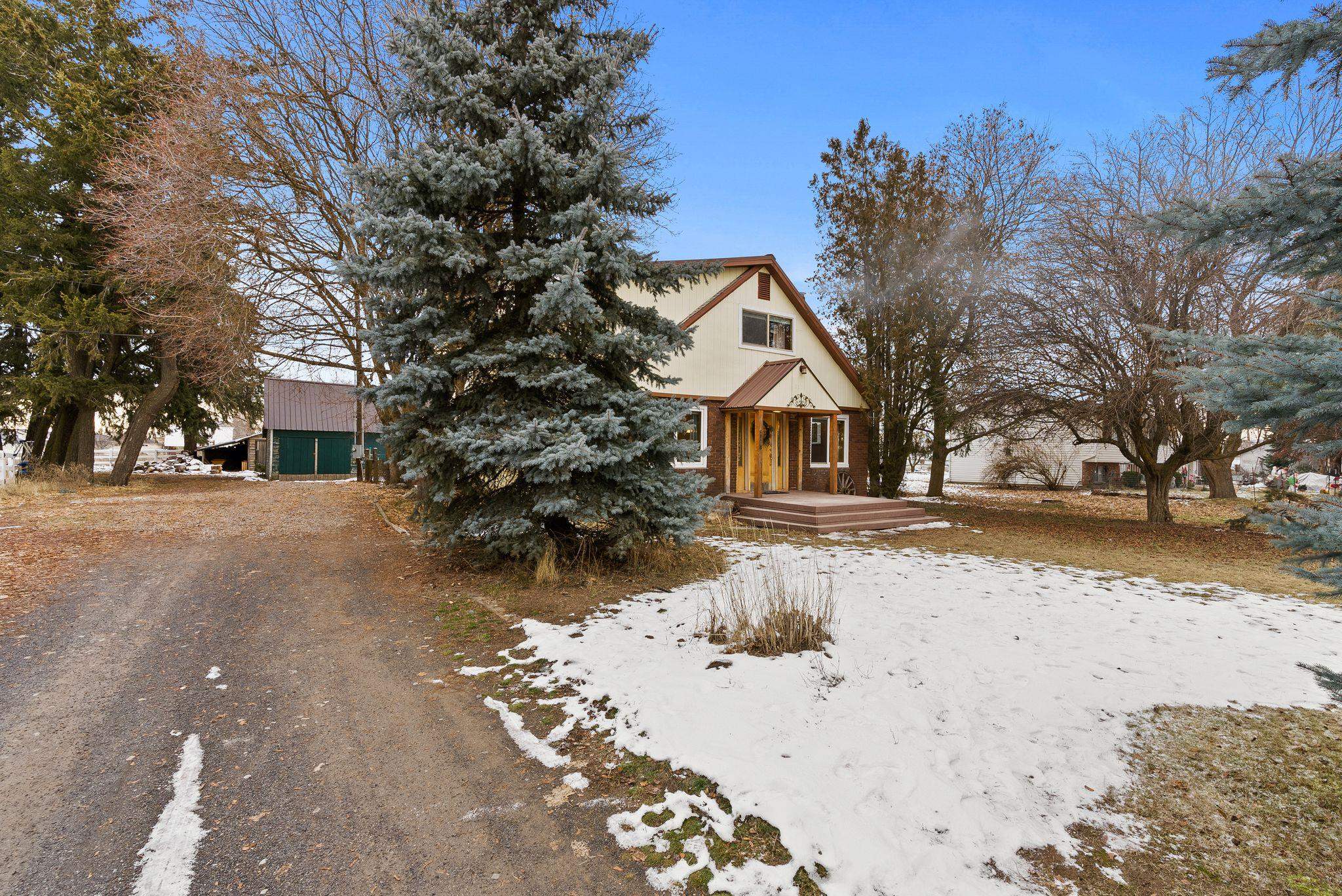 2120 West Strong Road Spokane, WA 99208 - Photo 2 of 48
