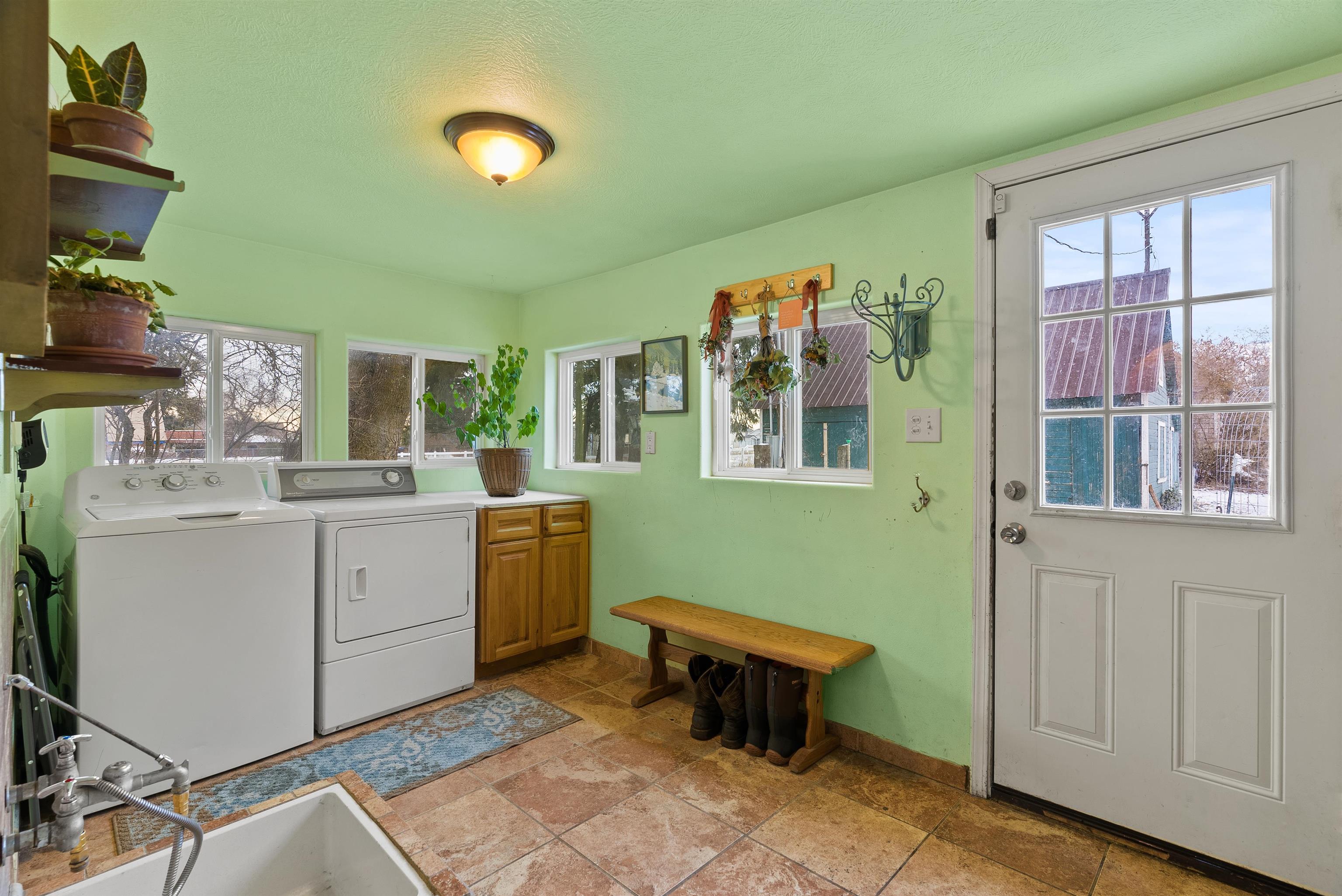 2120 West Strong Road Spokane, WA 99208 - Photo 33 of 48