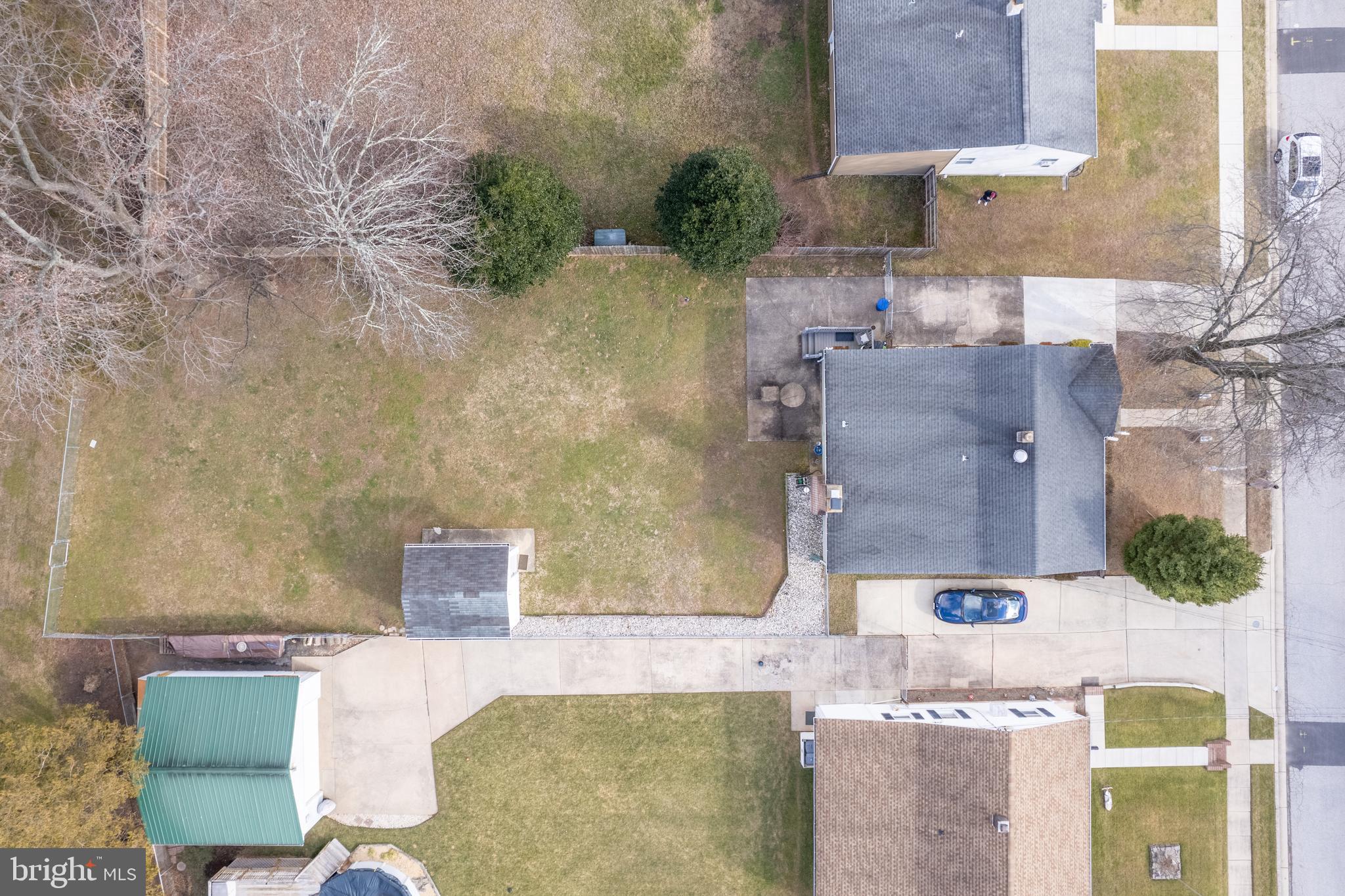 136 Wilgate Road Owings Mills, MD 21117 - Photo 7 of 35 great property/flat lot fully fenced!