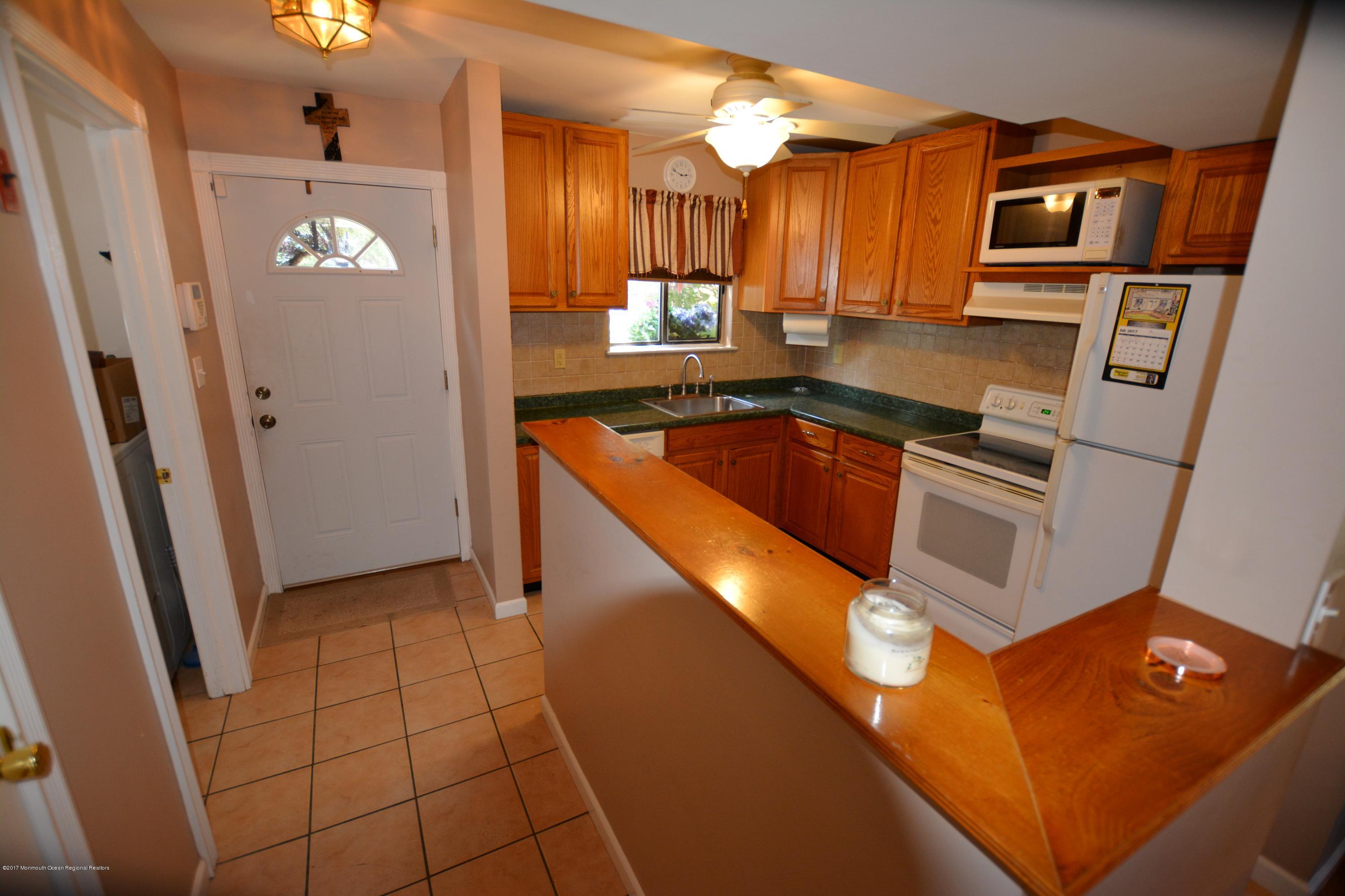 1 Cardinal Lane Howell, NJ 07731 - Photo 2 of 14 Kitchen
